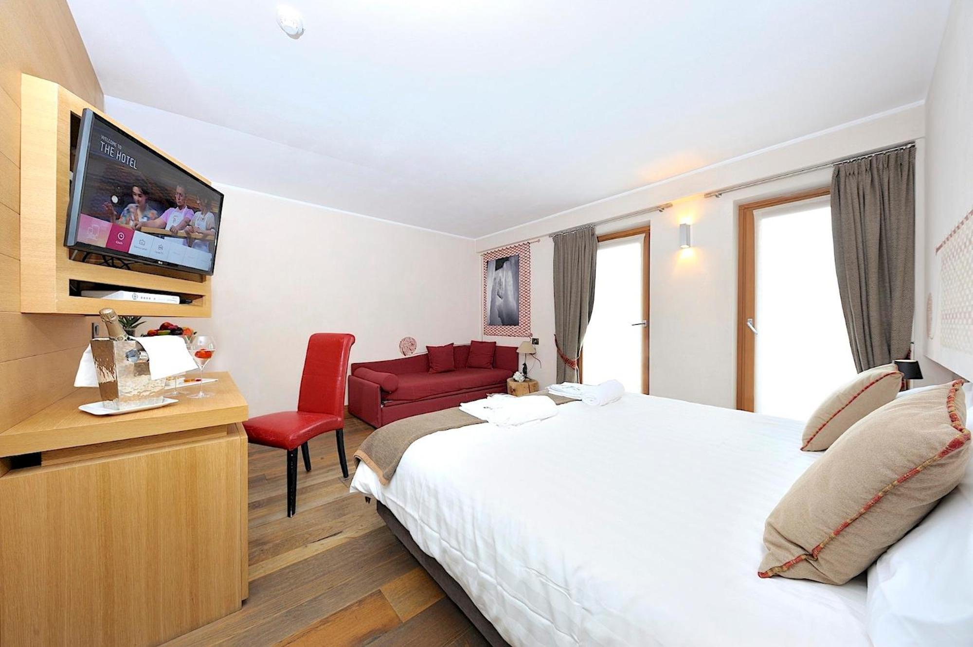 Dv Chalet Boutique & Spa 4*